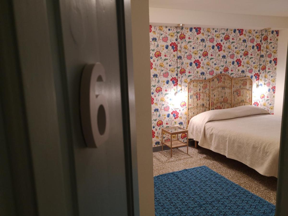 Casa Pagio Hotel Bosa Bagian luar foto